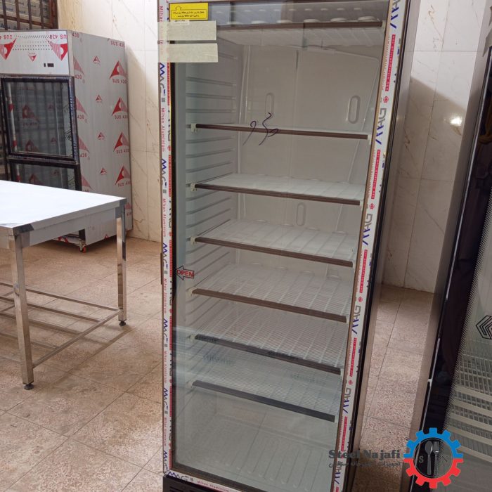 یخچال ایستاده نوشیدنی