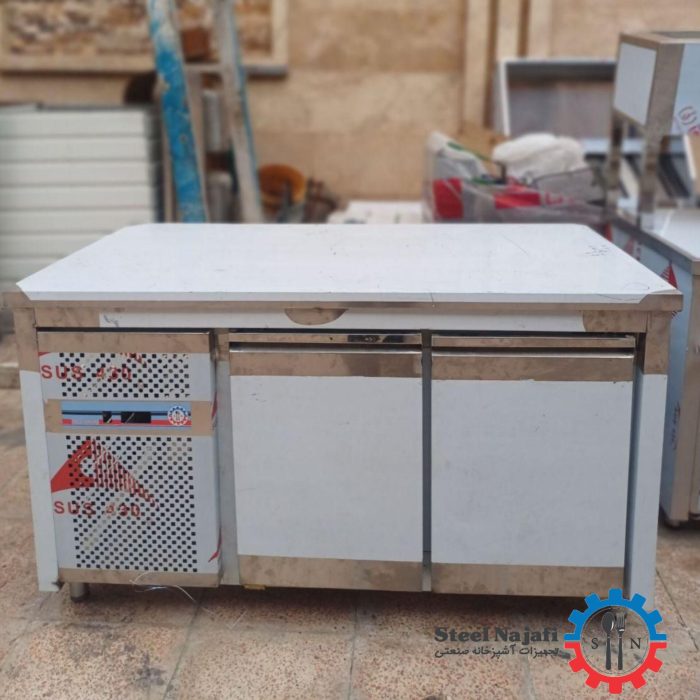 یخچال میزکاری 190